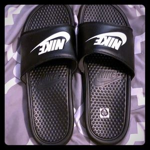 Nike slides